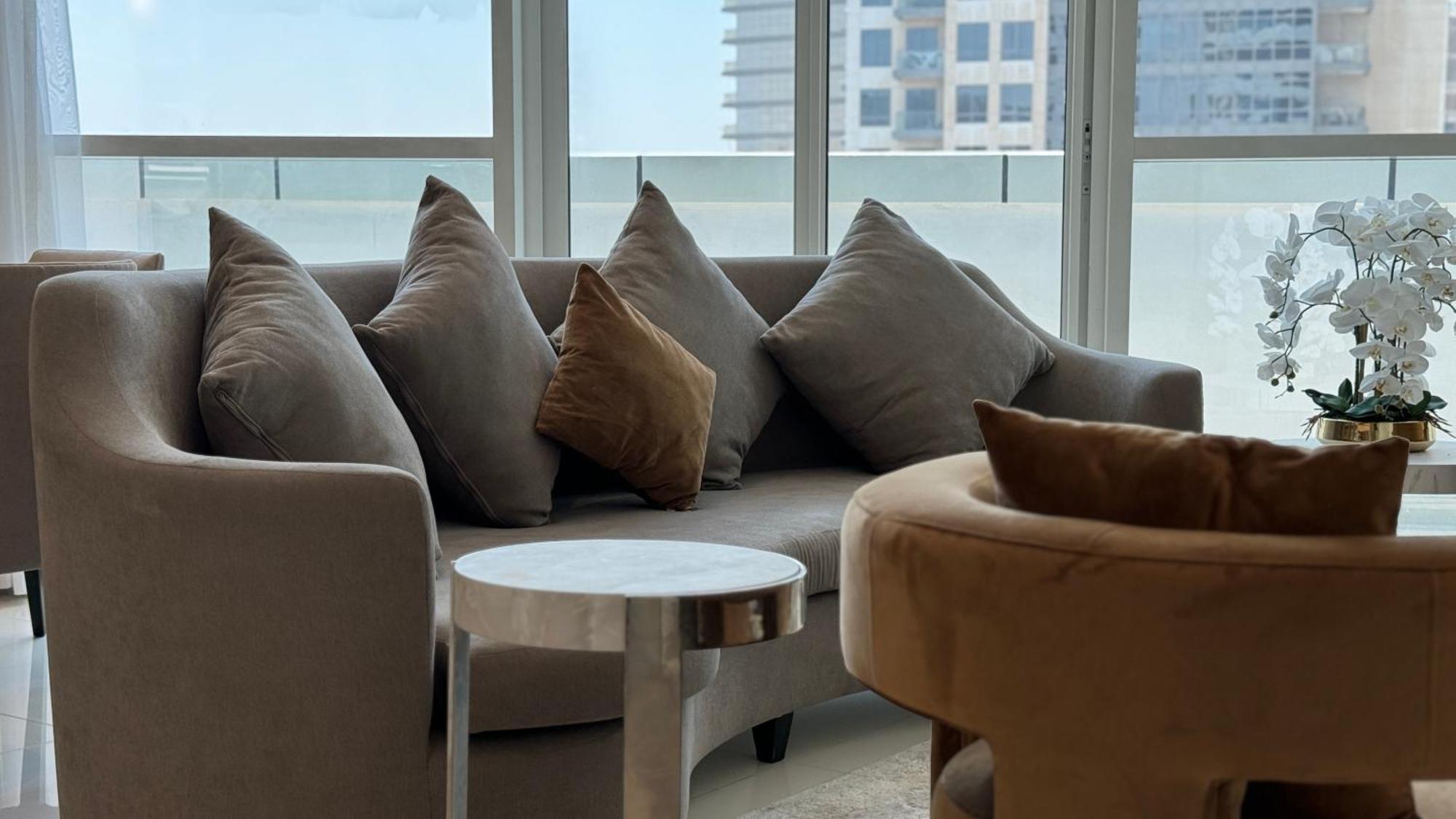 두바이 Magnificent - Damac Distinction Downtown 아파트 외부 사진