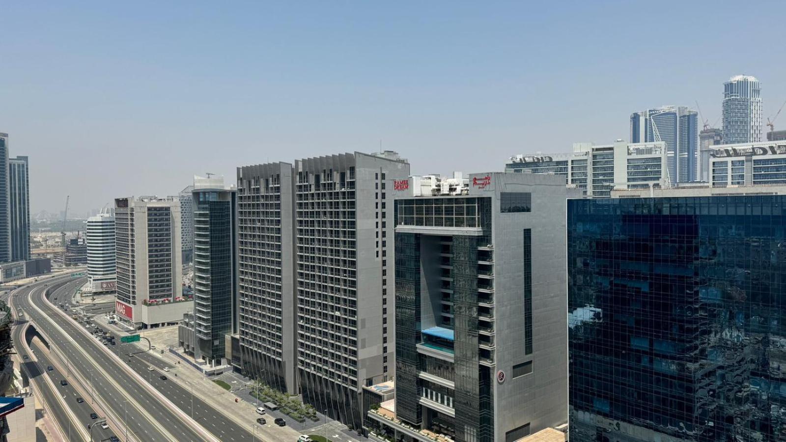 두바이 Magnificent - Damac Distinction Downtown 아파트 외부 사진